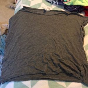 h&m dark grey crop top!